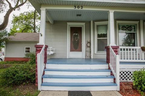 302 E Main St, Royal, IL 61871 photo 4