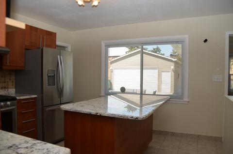 180 E Center Ave E, Wheeling, IL 60090 photo 8