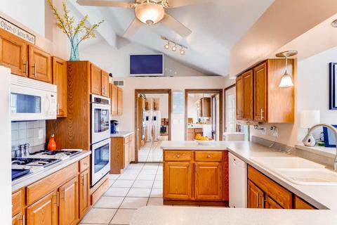 2916 E Spruce Dr, Crete, IL 60417 photo 5