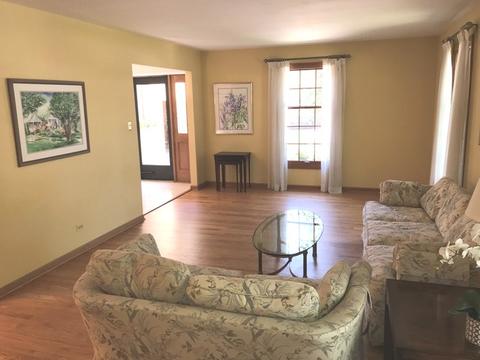 1621 E Cedar Ln, Mount Prospect, IL 60056 photo 4