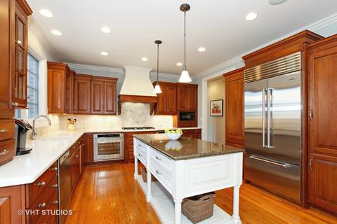 635 Grant Ct, Burr Ridge, IL 60527 photo 7