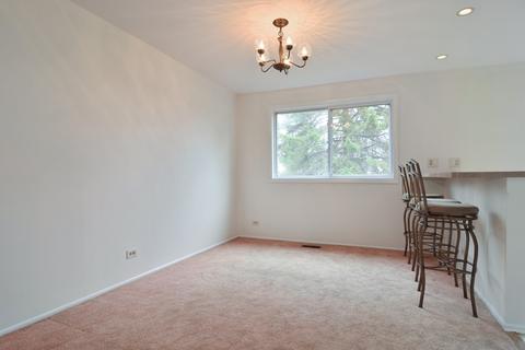 1058 Bristol Ct, Wheaton, IL 60189 photo 7