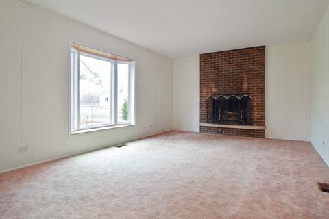 1058 Bristol Ct, Wheaton, IL 60189 photo 8