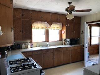 609 W Morris St, Morrison, IL 61270 photo 4