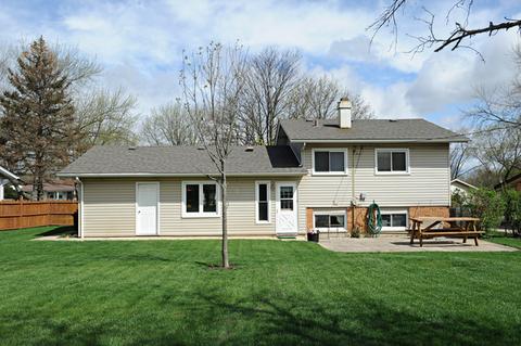 615 Audubon St, Hoffman Estates, IL 60169 photo 4