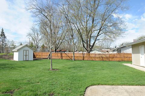 615 Audubon St, Hoffman Estates, IL 60169 photo 3