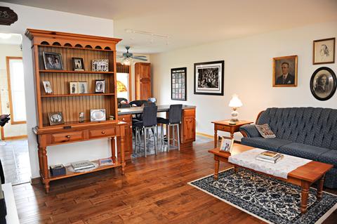 615 Audubon St, Hoffman Estates, IL 60169 photo 11