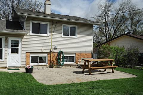 615 Audubon St, Hoffman Estates, IL 60169 photo 5
