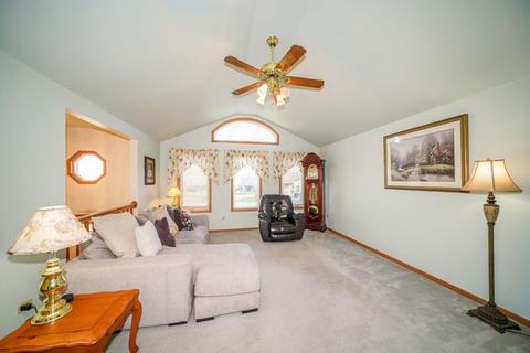 6605 Paul Briese Ct, Plainfield, IL 60586 photo 2