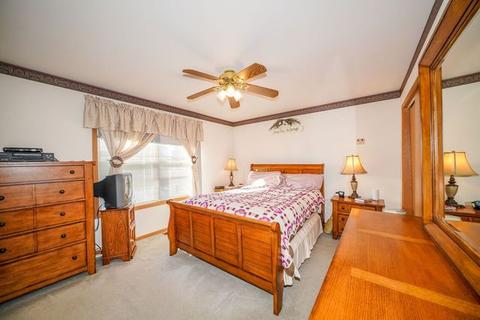 6605 Paul Briese Ct, Plainfield, IL 60586 photo 5