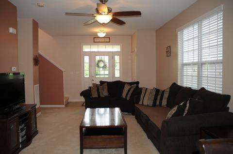 3605 Hyde Park Ct, Elgin, IL 60124 photo 9