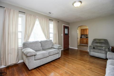 470 W Jeffery St, Kankakee, IL 60901 photo 3