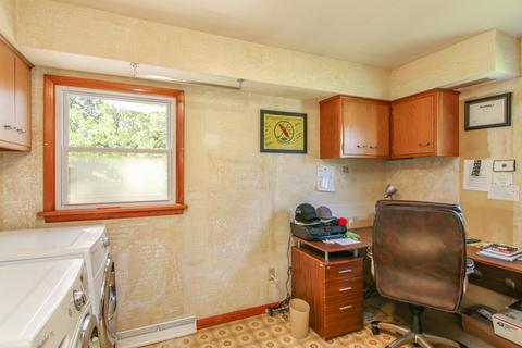 310 N 1st St, Compton, IL 61318 photo 11