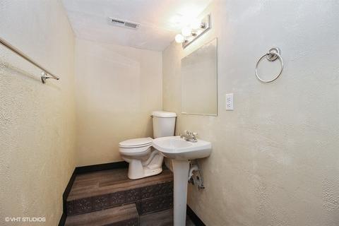 545 S Foley Ave, Kankakee, IL 60901 photo 8