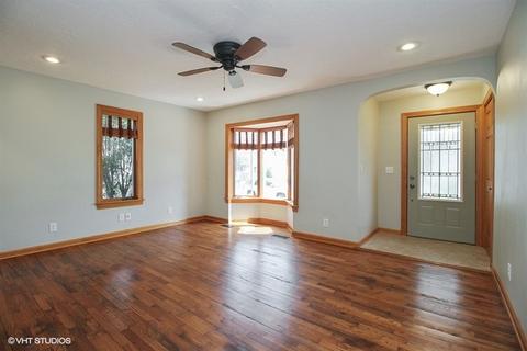 545 S Foley Ave, Kankakee, IL 60901 photo 2