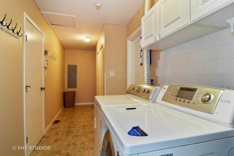 1160 Mayfield Ln, Hoffman Estates, IL 60169 photo 12