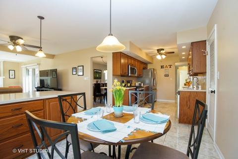 1160 Mayfield Ln, Hoffman Estates, IL 60169 photo 10