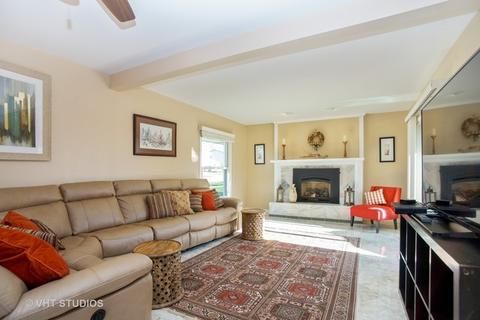 1160 Mayfield Ln, Hoffman Estates, IL 60169 photo 11