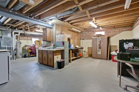 1306 E Thayer St, Mount Prospect, IL 60056 photo 21