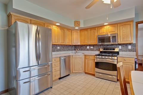 1306 E Thayer St, Mount Prospect, IL 60056 photo 9