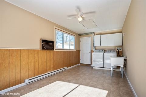 470 Western St, Hoffman Estates, IL 60169 photo 22
