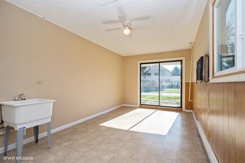 470 Western St, Hoffman Estates, IL 60169 photo 23