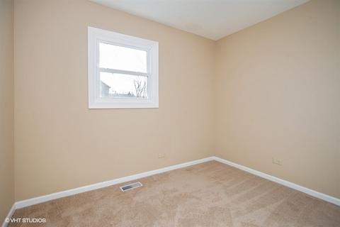 470 Western St, Hoffman Estates, IL 60169 photo 18