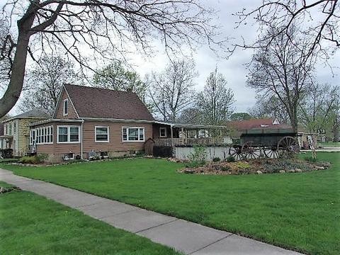 413 Depot St, Mazon, IL 60444 photo 1