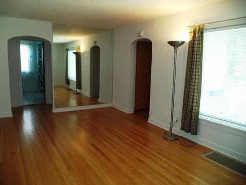 533 S Main Ave, Kankakee, IL 60901 photo 3