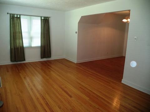 533 S Main Ave, Kankakee, IL 60901 photo 2