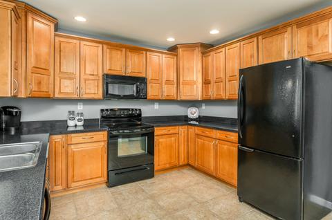 104 E Taylor St, Newark, IL 60541 photo 6