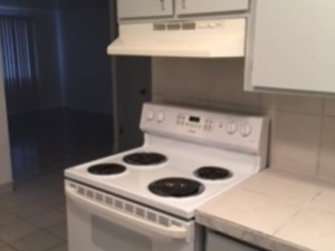 14446 S Torrence Ave, Burnham, IL 60633 photo 4