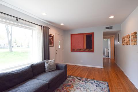 501 Elm St, Wheaton, IL 60189 photo 14