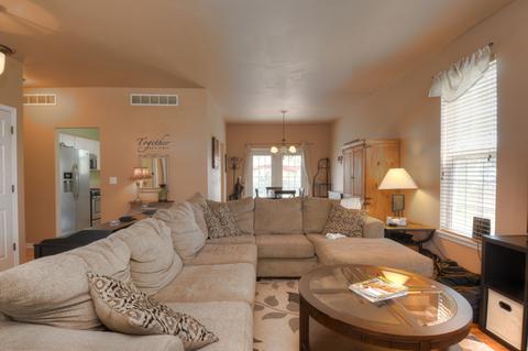 2120 Pointe Blvd, Aurora, IL 60504 photo 12