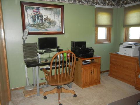 649 E Delite Inn Rd, Beecher, IL 60401 photo 8
