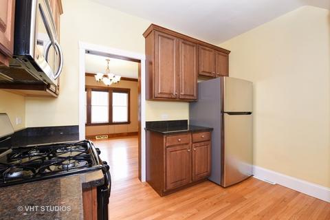 720 Augusta Ave, Elgin, IL 60120 photo 5