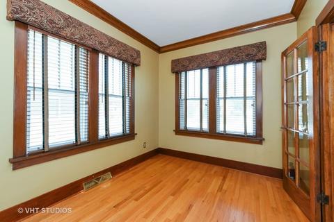 720 Augusta Ave, Elgin, IL 60120 photo 7
