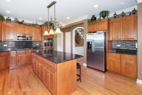 16620 S Mueller Cir, Plainfield, IL 60586 photo 7