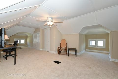 1057 Bellevue Ave, Elgin, IL 60120 photo 14