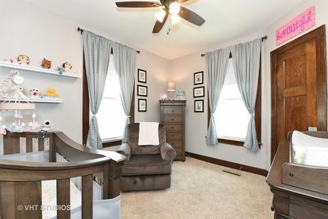 1057 Bellevue Ave, Elgin, IL 60120 photo 12