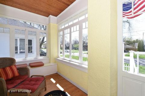 1057 Bellevue Ave, Elgin, IL 60120 photo 4