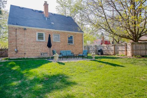 843 N Summit St, Wheaton, IL 60187 photo 14