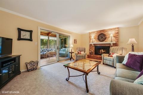 2601 Mill Creek Ln, Rolling Meadows, IL 60008 photo 11