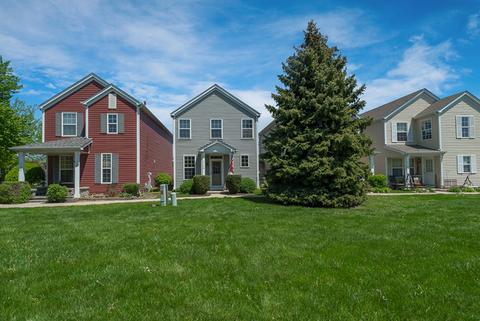 4125 Rivertowne Dr, Plainfield, IL 60586 photo 2