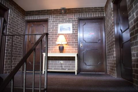 148 E Bailey Rd #E, Naperville, IL 60565 photo 2