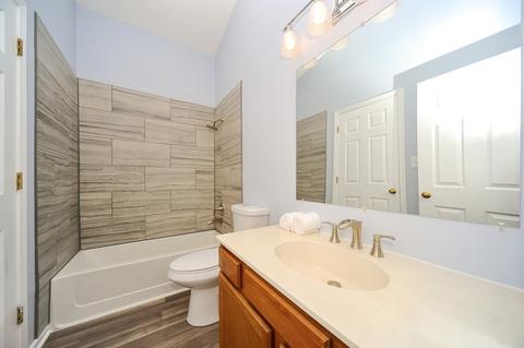 1257 Longacre Ln, Wheeling, IL 60090 photo 9