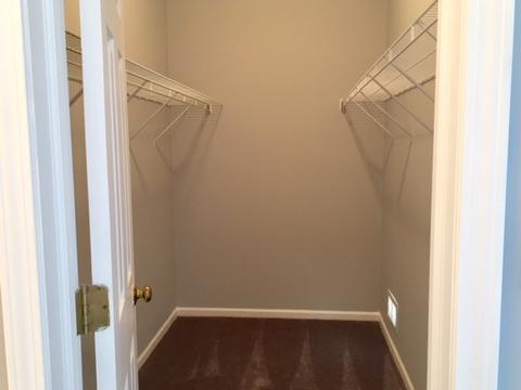 1257 Longacre Ln, Wheeling, IL 60090 photo 10