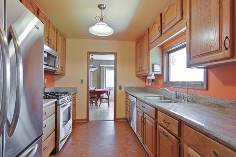 2406 Orchard Beach Rd, Mchenry, IL 60050 photo 16