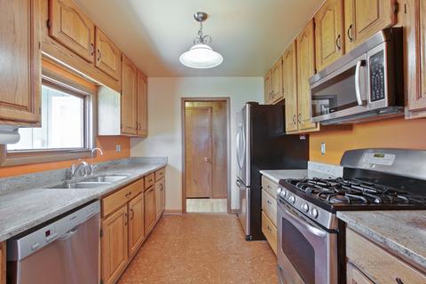 2406 Orchard Beach Rd, Mchenry, IL 60050 photo 17