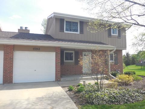 1593 Brittany Ct, Wheaton, IL 60187 photo 1